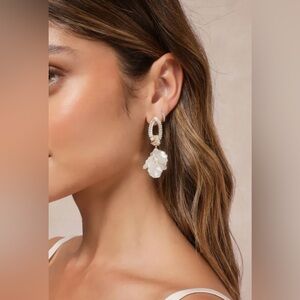 Aphrodite Vibes Gemstone White Shell Drop Earrings
